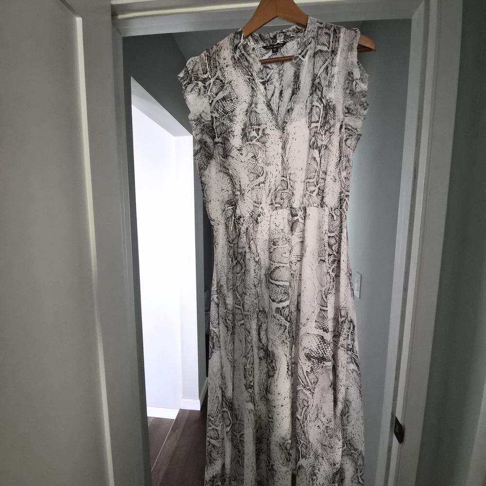Steve Madden Monochrome Maxi Dress